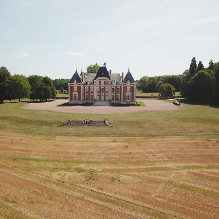 La Maison Du Puits Entrains-sur-Nohain Esterno foto